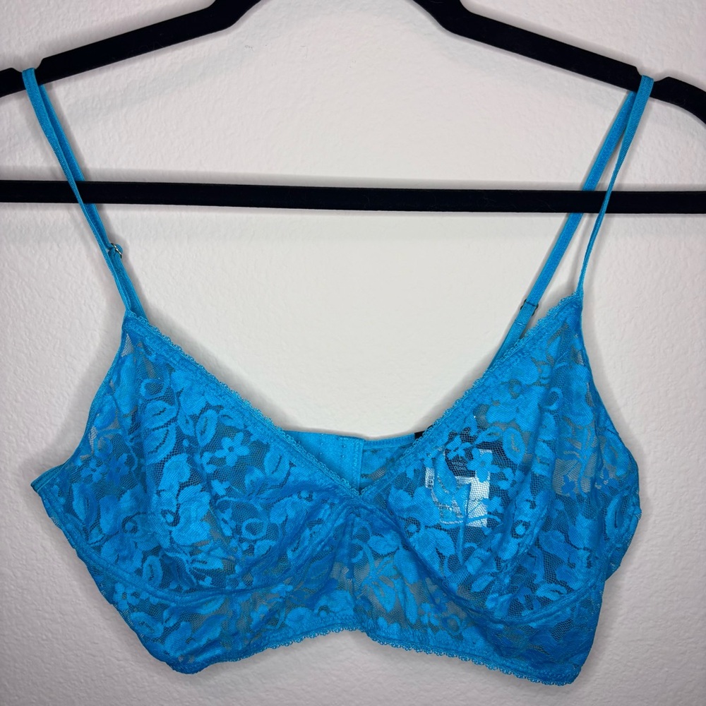 ✨ INC International Concepts Lace Bralette ✨ - Picture 2 of 4